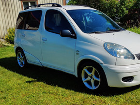 Toyota Yaris Verso