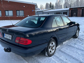 Mercedes-Benz 300