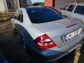 Mercedes-Benz E