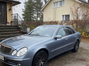 Mercedes-Benz E