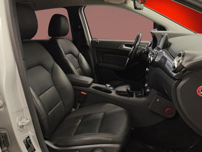 Mercedes-Benz B