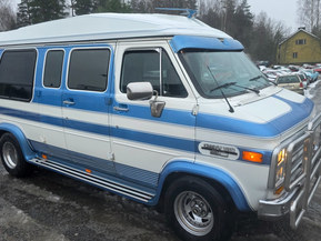 Chevrolet Chevy Van
