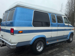 Chevrolet Chevy Van