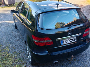 Mercedes-Benz B