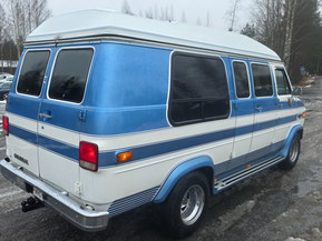Chevrolet Chevy Van