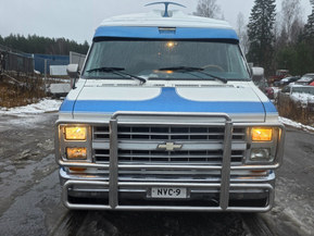 Chevrolet Chevy Van