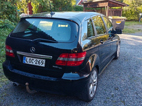 Mercedes-Benz B