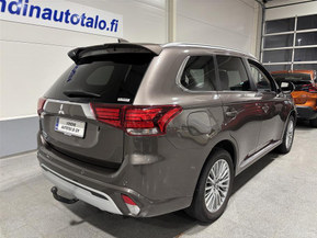 Mitsubishi Outlander PHEV