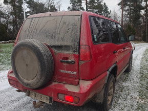 Nissan Terrano II