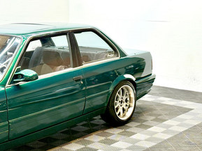 BMW 325