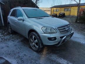 Mercedes-Benz ML