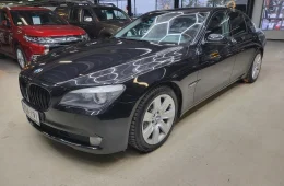 BMW 730