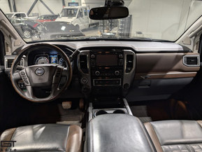 Nissan Titan