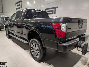 Nissan Titan