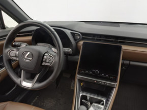 Lexus LBX