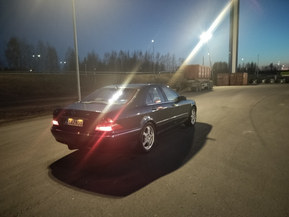 Mercedes-Benz 400