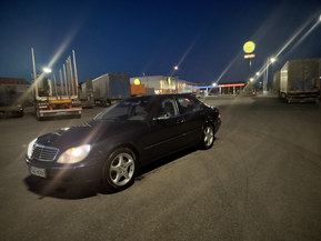 Mercedes-Benz 400