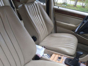 Mercedes-Benz 230
