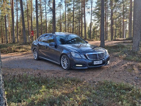 Mercedes-Benz E