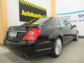 Mercedes-Benz S