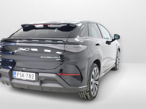 BYD Sealion 7