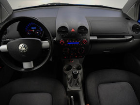 Volkswagen New Beetle