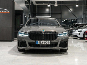 BMW 745