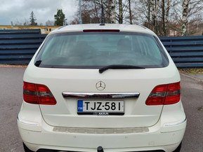 Mercedes-Benz B