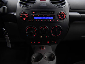 Volkswagen New Beetle