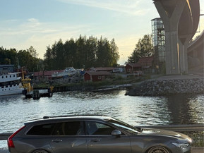 Volvo V90