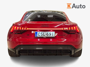 Audi e-tron GT RS