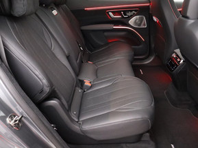 Mercedes-Benz EQS SUV