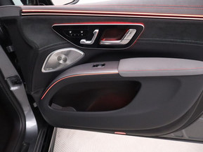 Mercedes-Benz EQS SUV