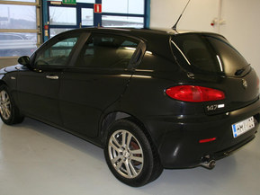 Alfa Romeo 147
