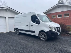 Nissan NV400