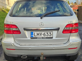 Mercedes-Benz B