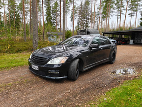Mercedes-Benz S