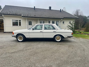Mercedes-Benz 280
