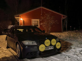 BMW 330