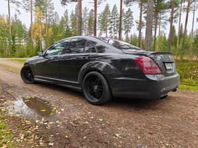 Mercedes-Benz S