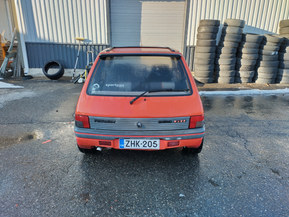 Peugeot 205