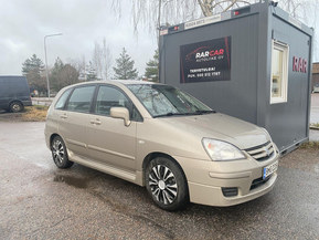 Suzuki Liana