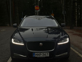 Jaguar XF