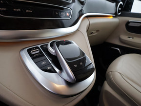 Mercedes-Benz V