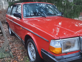 Volvo 245