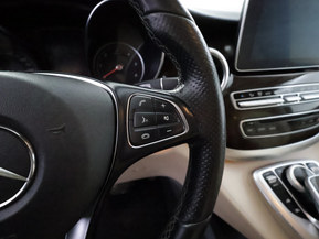 Mercedes-Benz V