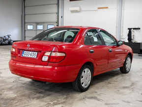 Nissan Almera