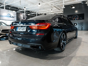 BMW 740
