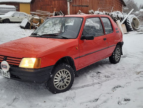Peugeot 205