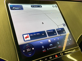 Mercedes-Benz EQS SUV